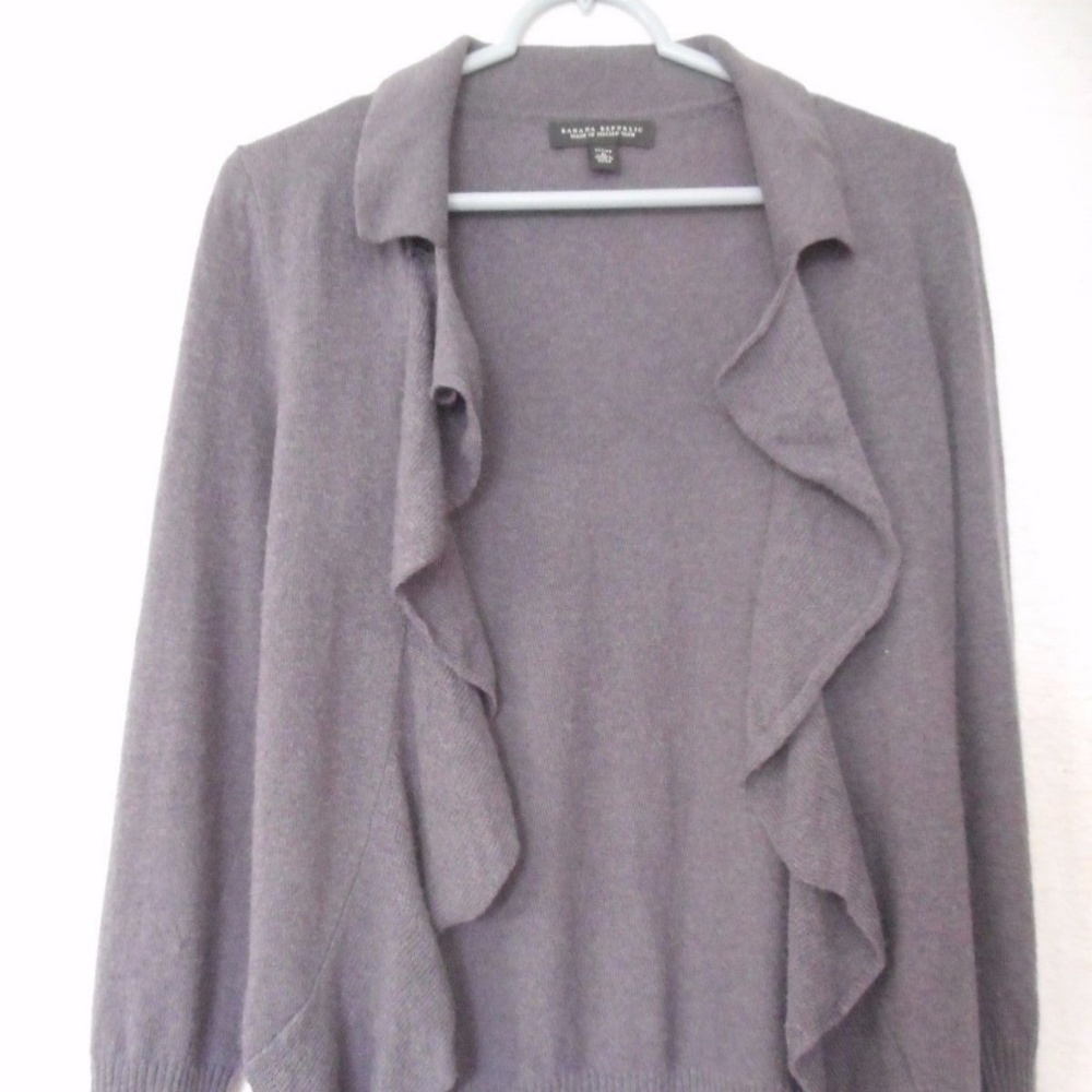 Banana Republic wool/cashmere blend sweater - Picture 1 of 8